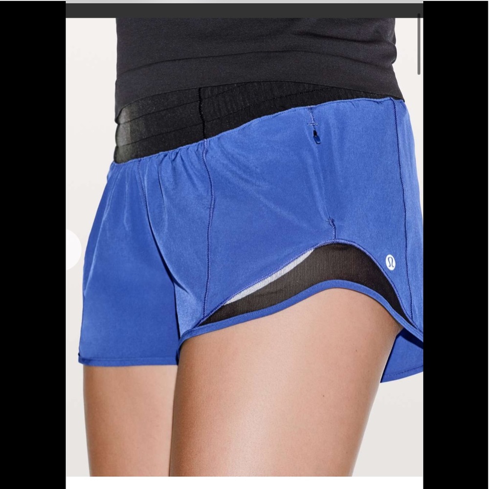 Lululemon Hotty Hot Short II *2.5"
Moroccan Blue